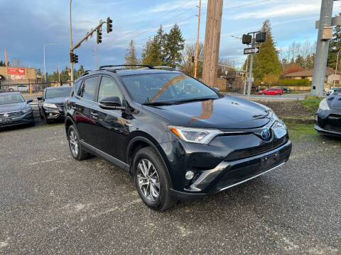 2017 Toyota RAV4 Hybrid XLE