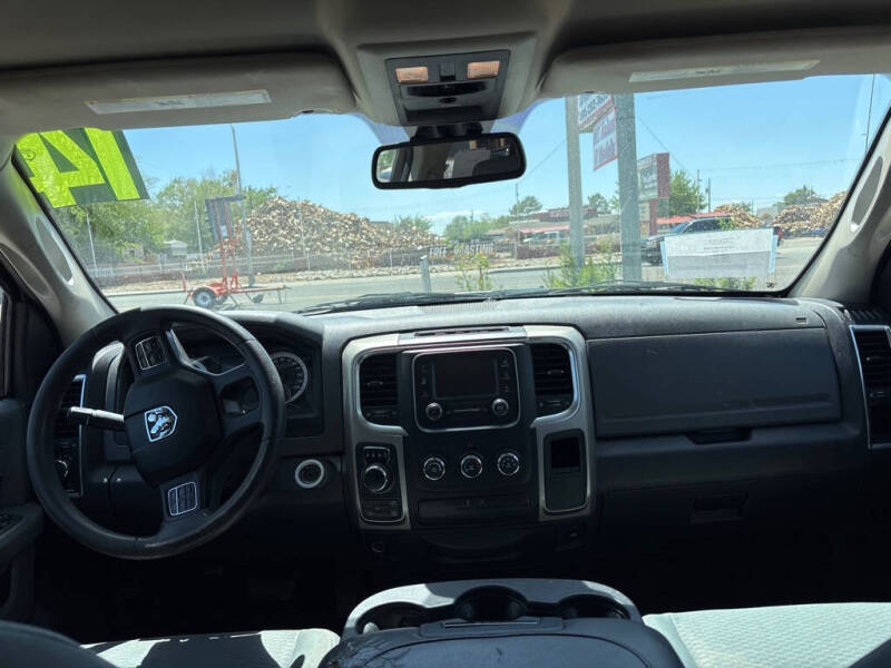 2014 RAM 1500 SLT