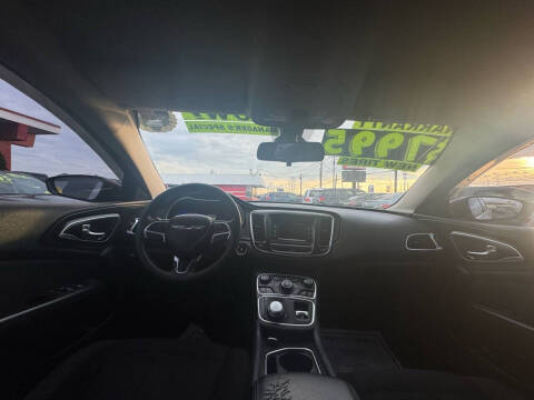 2015 Chrysler 200 Limited