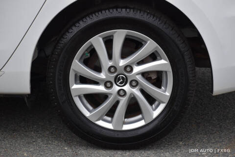 2013 Mazda MAZDA3 i Touring