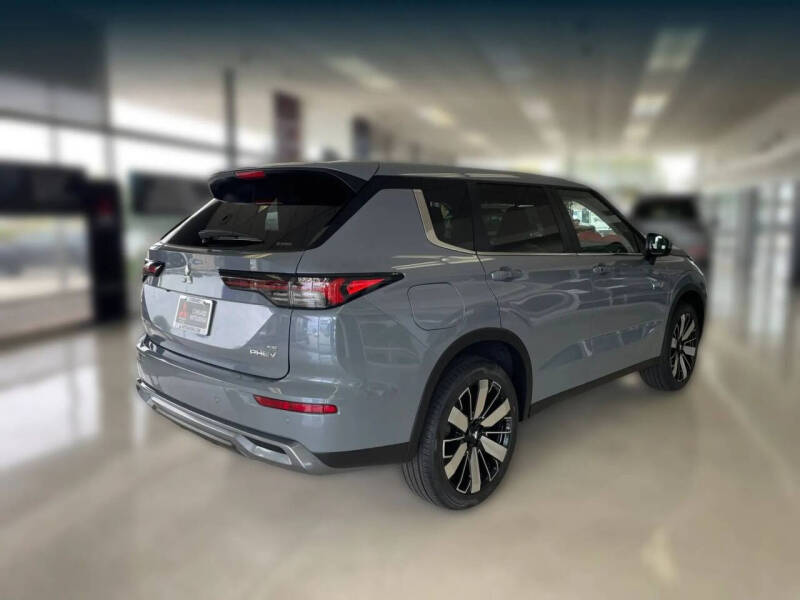 2026 Mitsubishi Outlander PHEV SE