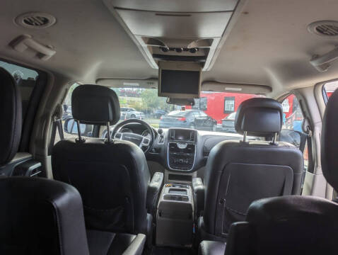 2015 Chrysler Town and Country Touring