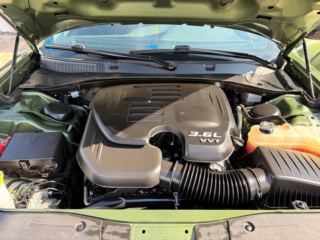 Dk. Green 2021 Dodge Charger SXT SXT 4dr Sedan 24