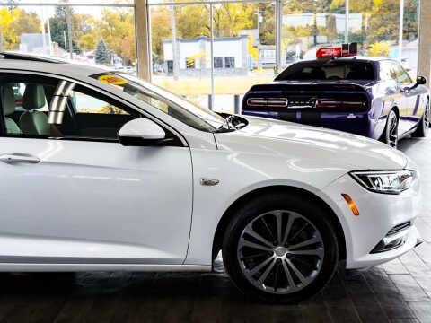 2019 Buick Regal Sportback Essence