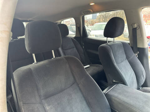 2016 Nissan Pathfinder S