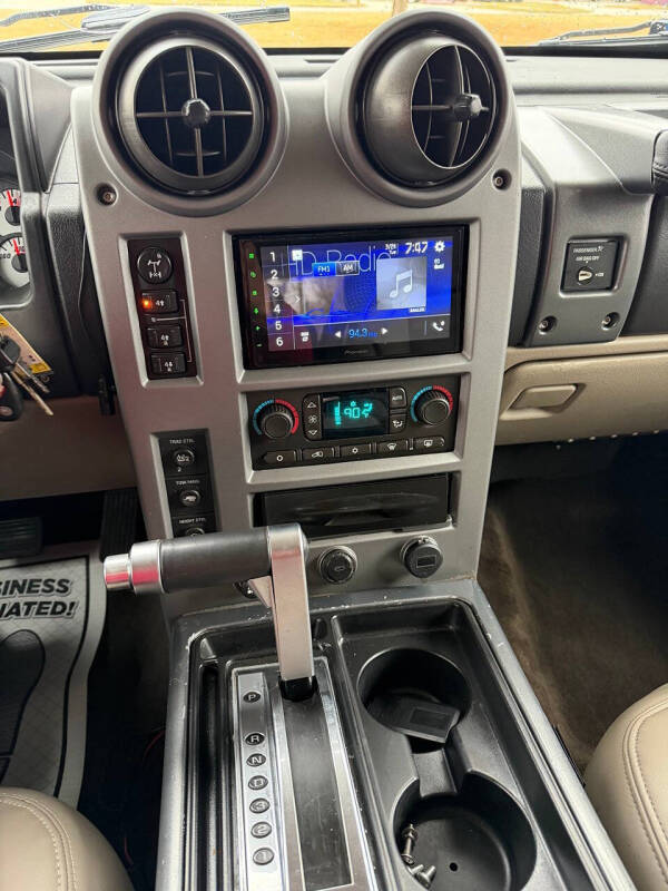 2003 HUMMER H2 Lux Series