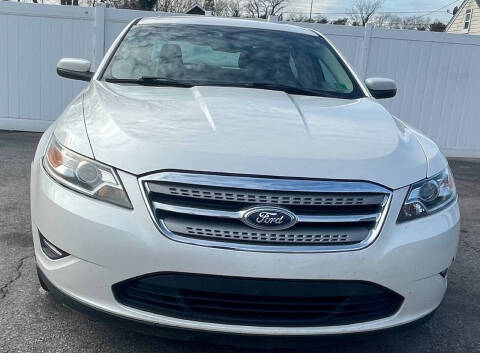 2011 Ford Taurus SEL