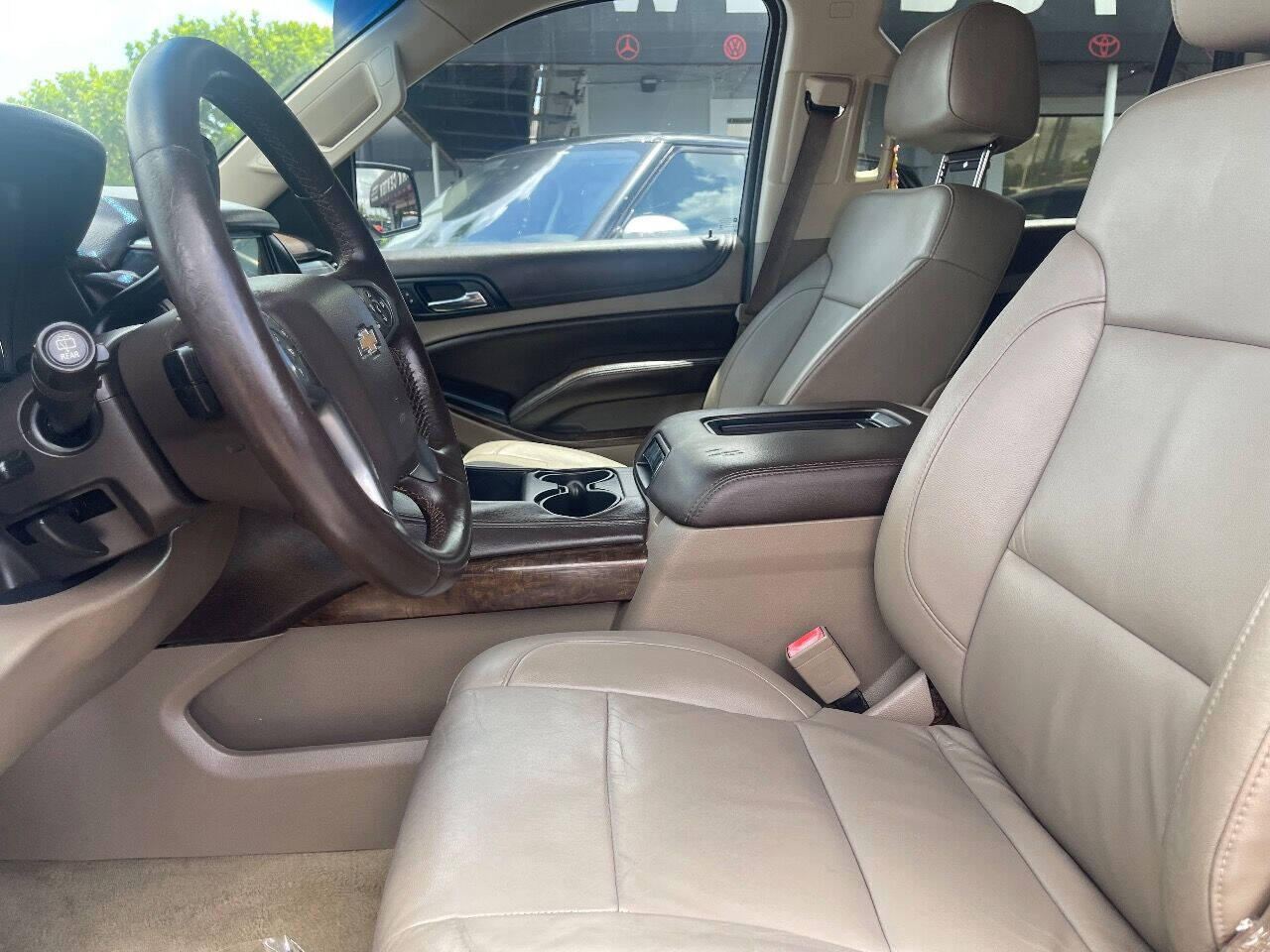 2015 CHEVROLET Tahoe SUV / Crossover - $22,900