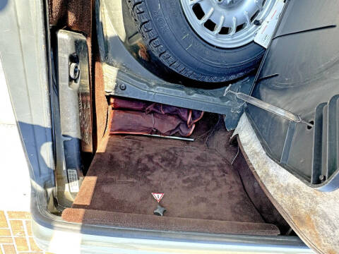 1984 Mercedes-Benz SL-Class