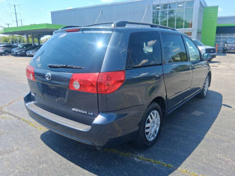 2006 Toyota Sienna CE 7 Passenger