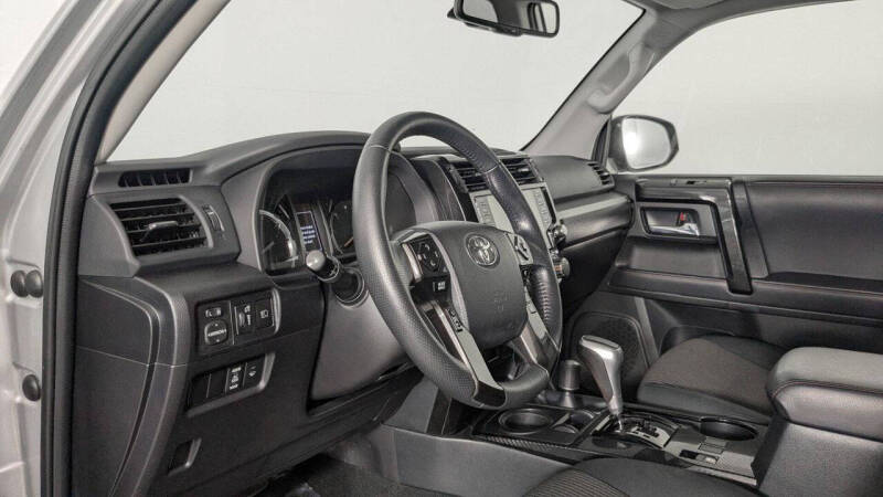 2024 Toyota 4Runner TRD Off-Road