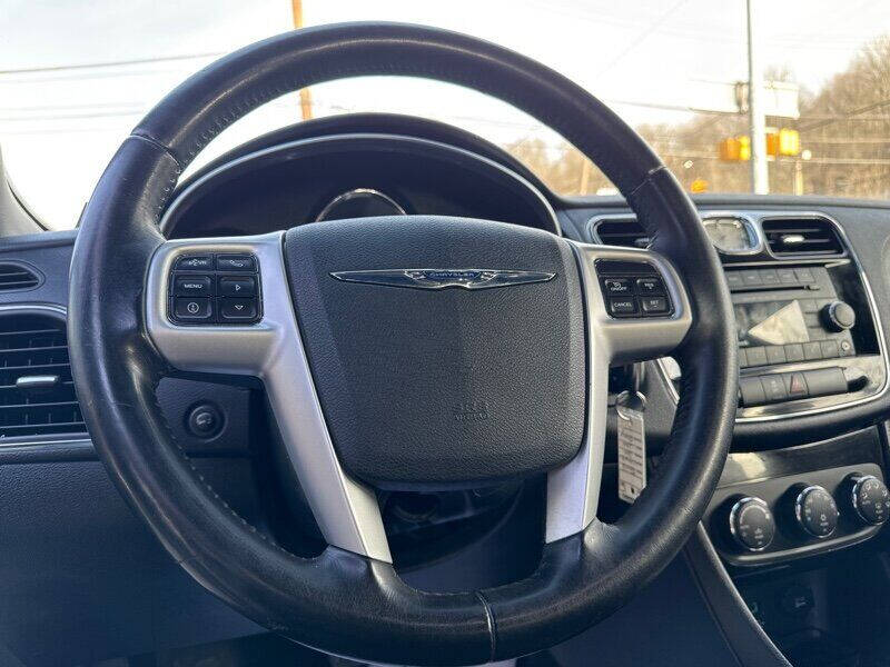 2012 Chrysler 200 Touring