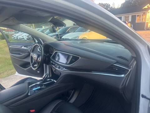 2020 Buick Enclave Avenir