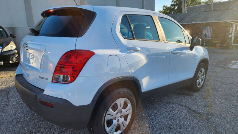 2015 Chevrolet Trax LS photo 5