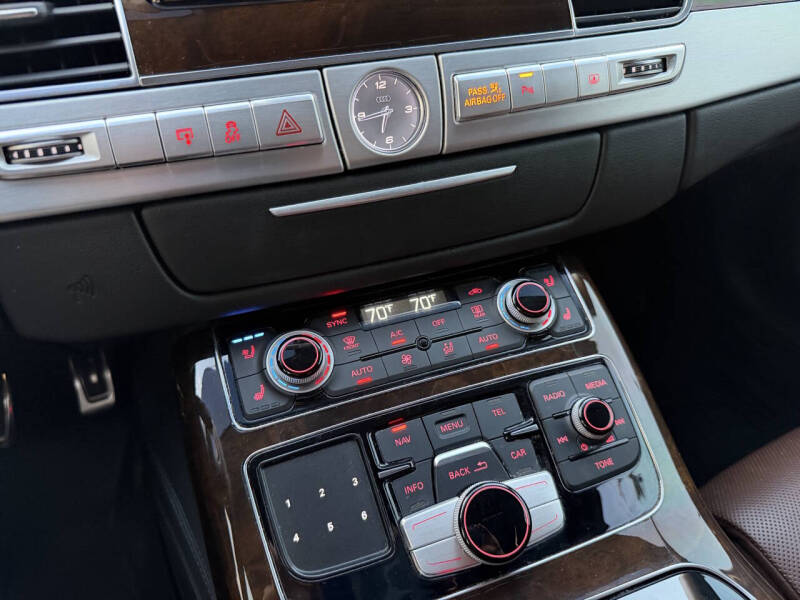2015 Audi S8 4.0T quattro