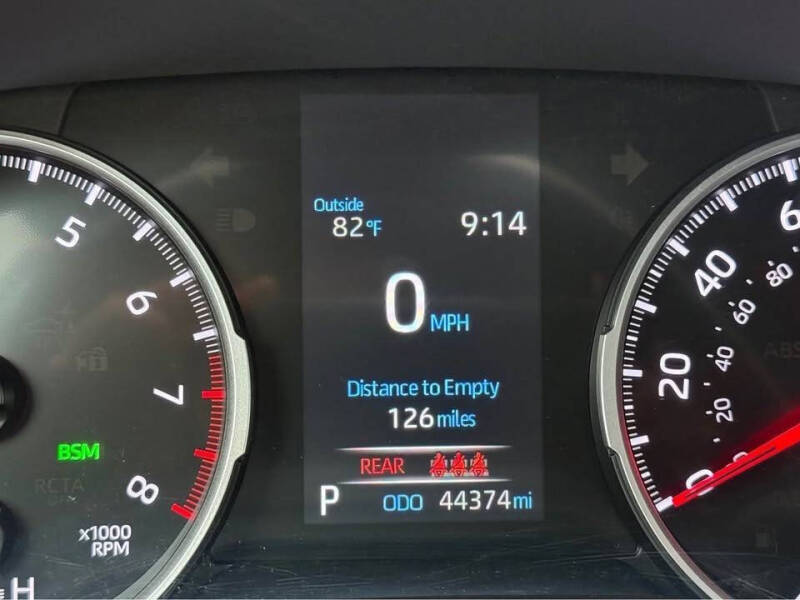 2021 Toyota RAV4 XLE