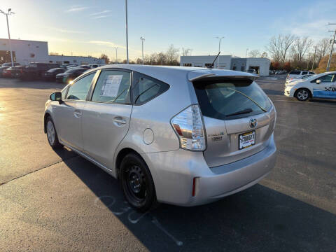 2012 Toyota Prius v Two