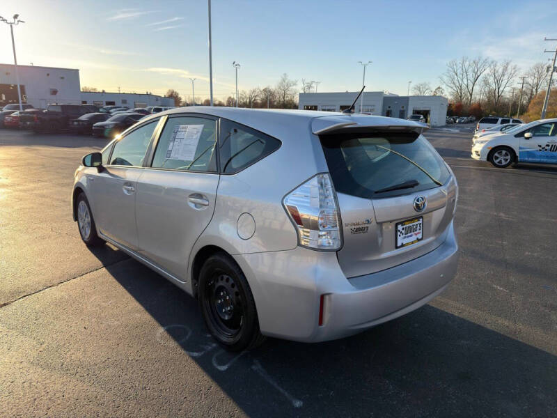 2012 Toyota Prius v Two