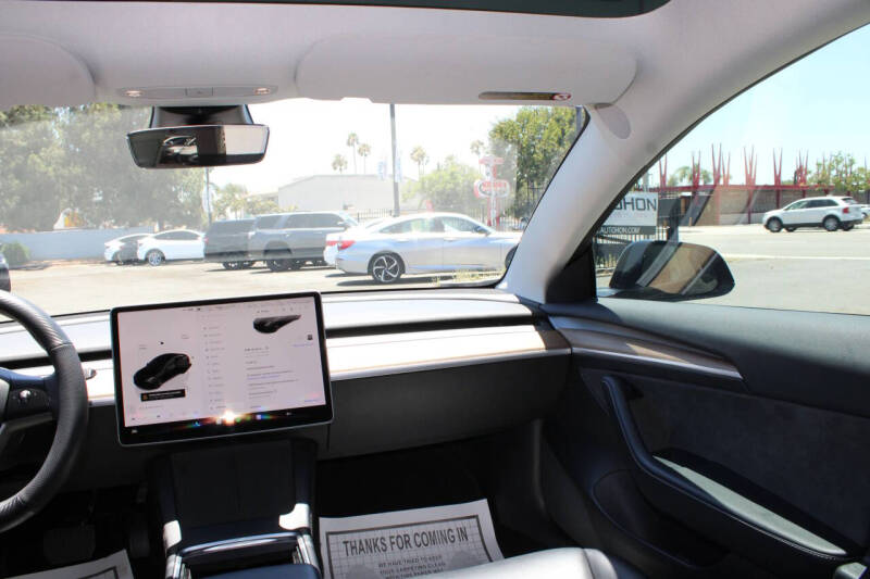 2022 Tesla Model 3 Long Range
