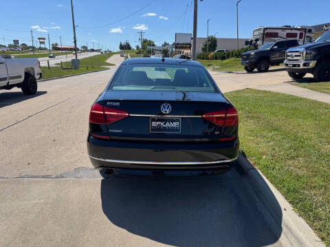 2016 Volkswagen Passat 1.8T R-Line