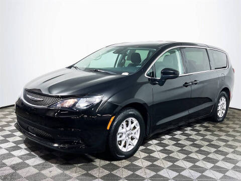 2024 Chrysler Voyager LX