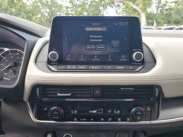 2022 Nissan Rogue SV