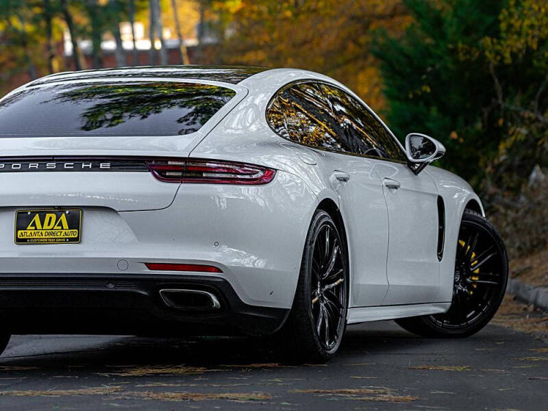 2017 Porsche Panamera 4