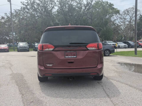 2018 Chrysler Pacifica Touring Plus