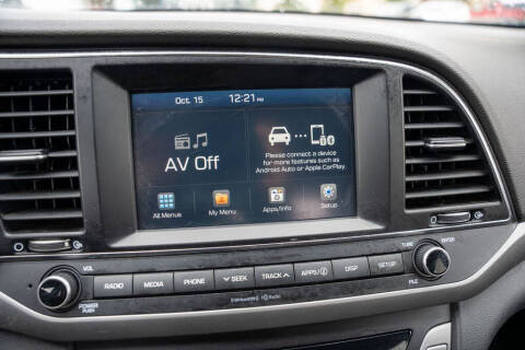 2018 Hyundai Elantra