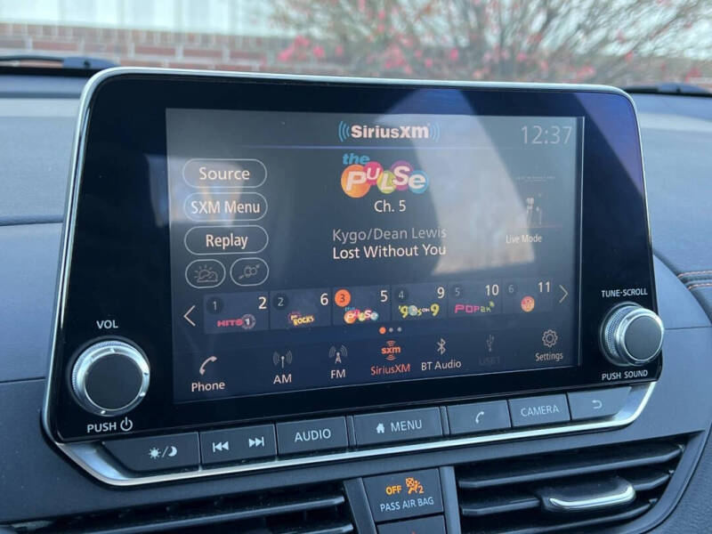 2022 Nissan Altima 2.5 SR