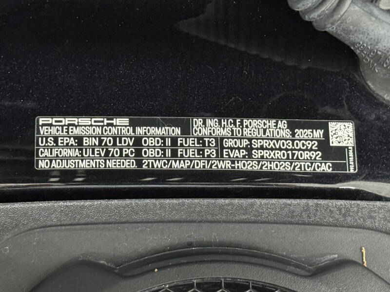 2025 Porsche 911 Carrera