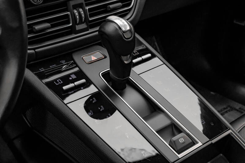 2024 Porsche Macan