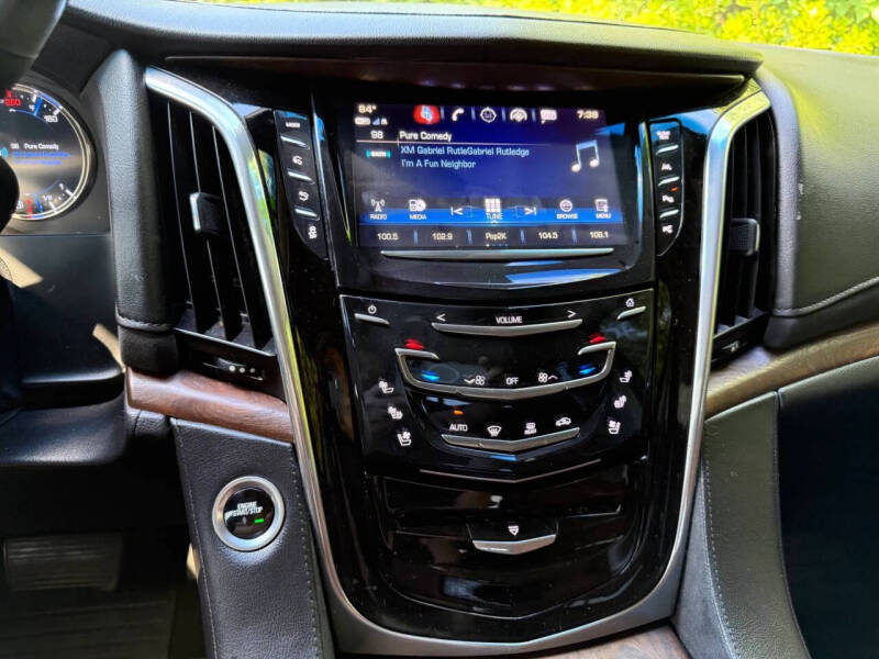 2017 Cadillac Escalade Premium Luxury