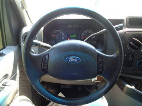 2015 Ford E-Series E-350 SD