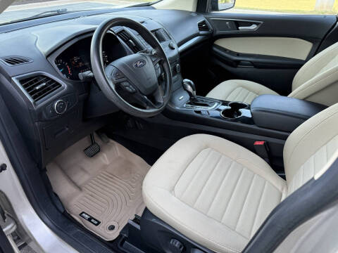 2017 Ford Edge SE