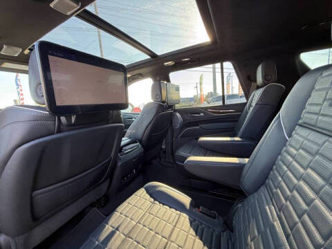 2023 Cadillac Escalade Sport Platinum