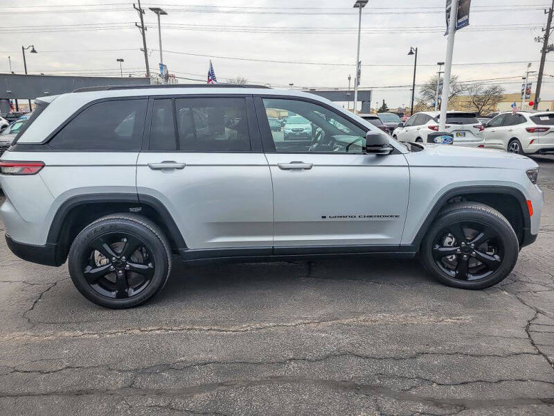 2023 Jeep Grand Cherokee Altitude