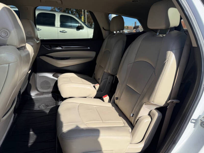 2021 Buick Enclave Essence