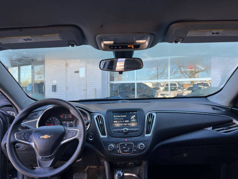 2017 Chevrolet Malibu LT