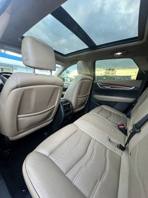 2017 Cadillac XT5 Platinum