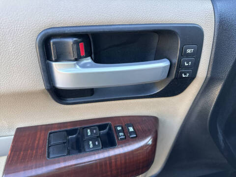 2012 Toyota Sequoia Platinum