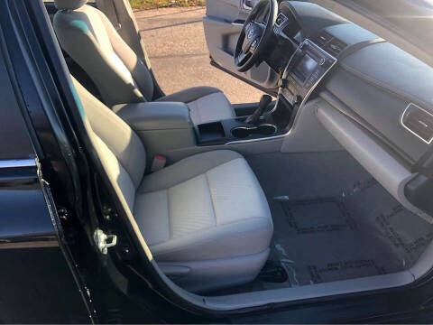 2015 Toyota Camry LE