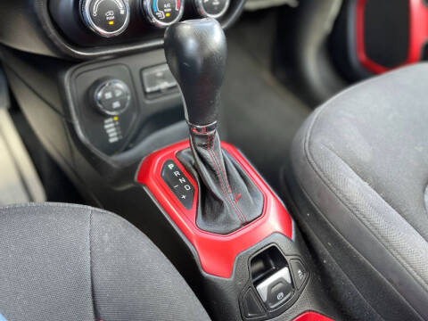 2017 Jeep Renegade Trailhawk