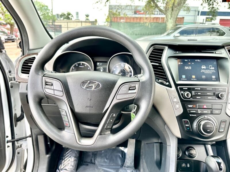 2017 Hyundai Santa Fe Sport  - $17,995
