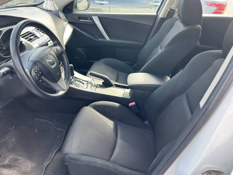 2012 Mazda MAZDA3 s Touring