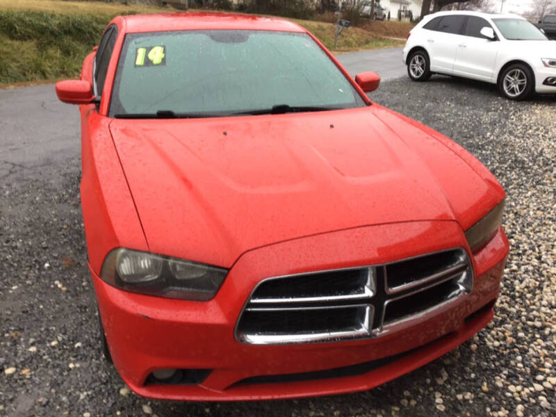 2014 Dodge Charger SE's photo