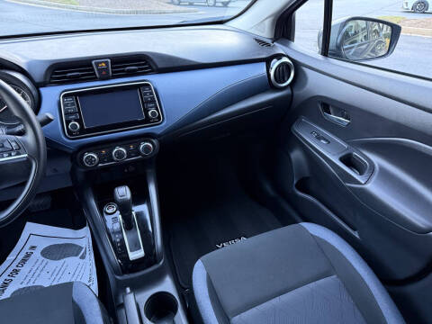 2025 Nissan Versa SV