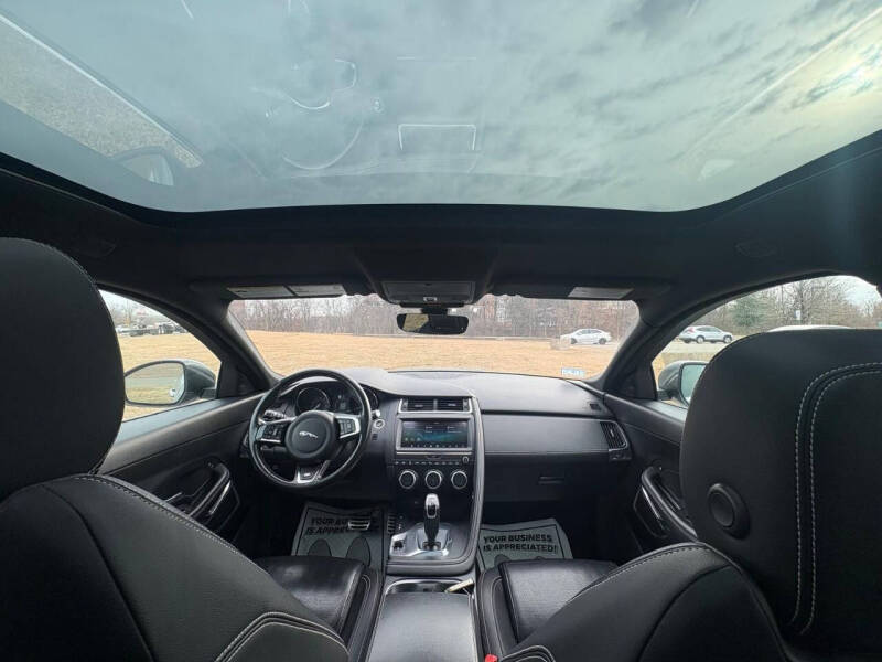 2018 Jaguar E-PACE P300 R-Dynamic S