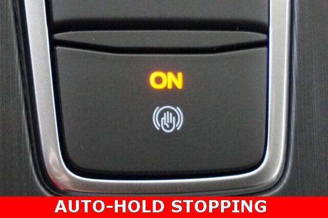 2025 Ford Escape Hybrid ST-Line