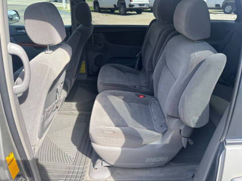2006 Toyota Sienna XLE 7 Passenger
